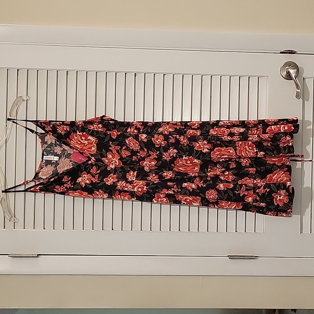 NWT Xhiliration floral tiered dress w tie back sz Medium